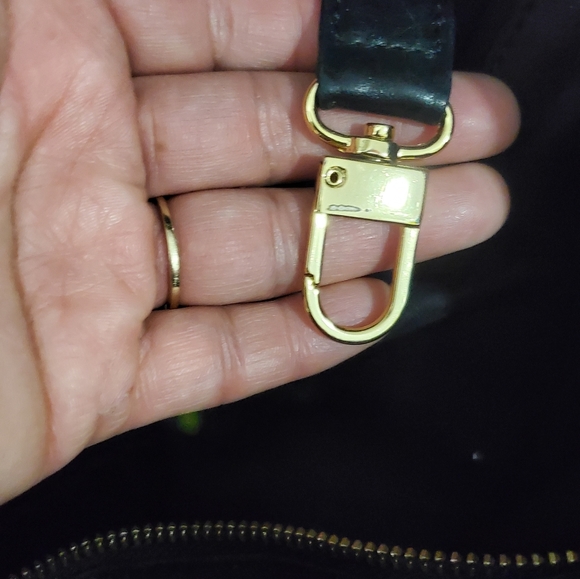 Black leather hobo bag - Picture 11 of 12